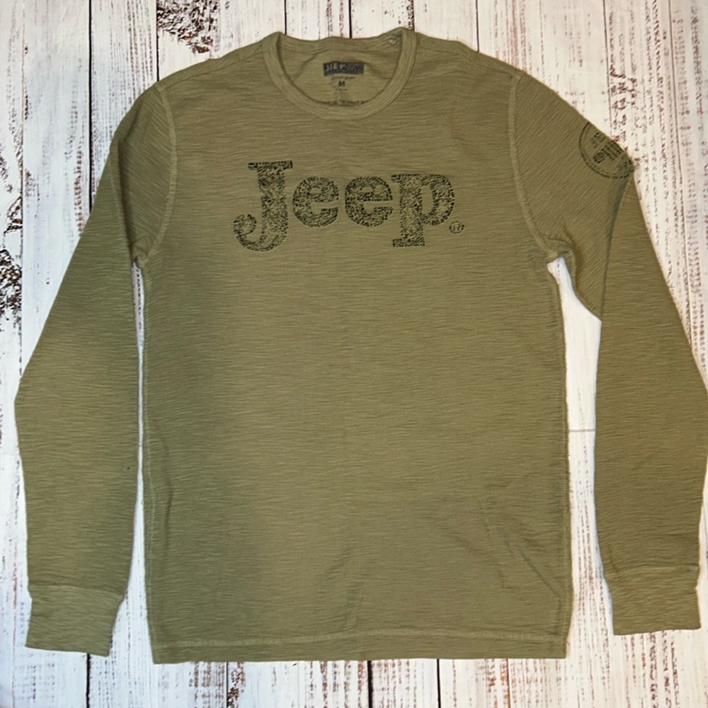 JEEP brand Long sleeve Thermal T. Pre owned Size-Medium. Olive Green/Grey